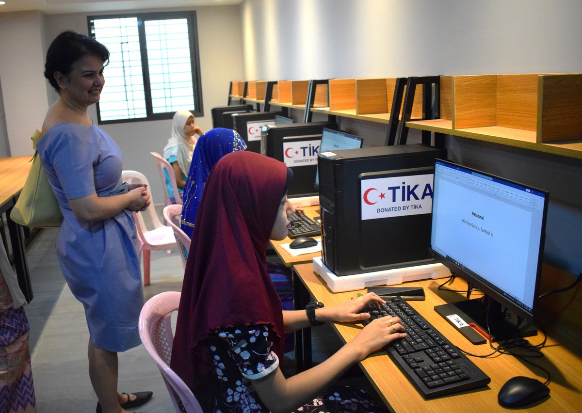 TİKA, Myanmar'da Yetim Kız Çocuklarının Eğitimine Destek Veriyor