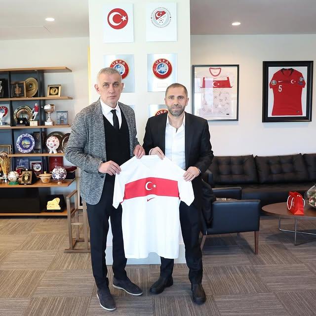 Hakan Çalhanoğlu'nun Babası, TFF Başkanı ile Bir Arada