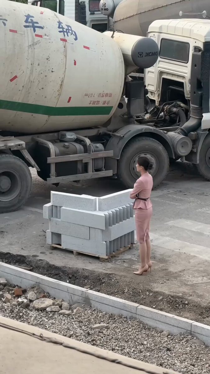 Çin Halk Cumhuriyeti'nin İstanbul Başkonsolosu Zhang Meifang Görevini Bıraktı