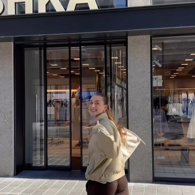 Bershka, Rotterdam'da Yeni Mağazasını Açtı