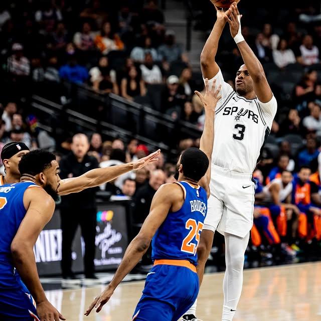 NBA Şampiyonası'nda Chris Paul Kariyeri Sona Erdi: Oyuncular ve Taraftarlar Duygusal Anlar Yaşadı