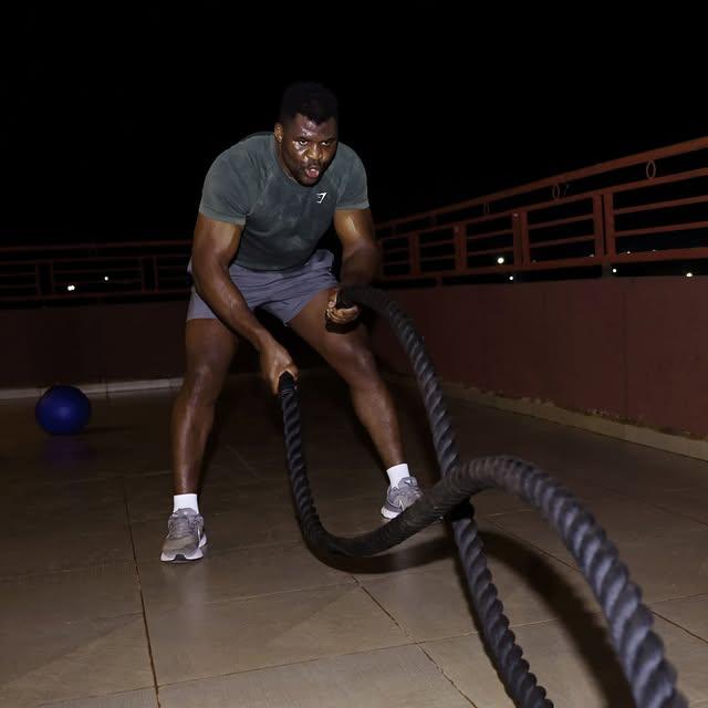 Ngannou, Forma Girmek İçin Çalışmaya Başladı: 