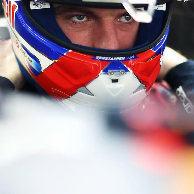 Verstappen, Çin Grand Prix'si Öncesi Mutlu: 