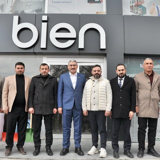 AK Parti Milletvekili Uzkurt, Niğde'deki İş İnsanlarıyla Bir Araya Geldi