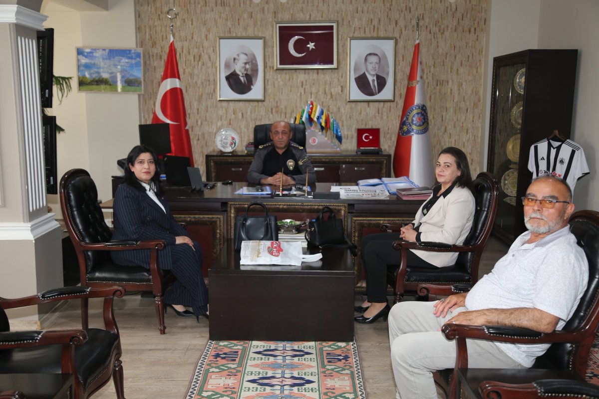 Aksaray Emniyet Müdürü, Büyükbölcek Mahalle Muhtarı'nı Makamında Ağırladı