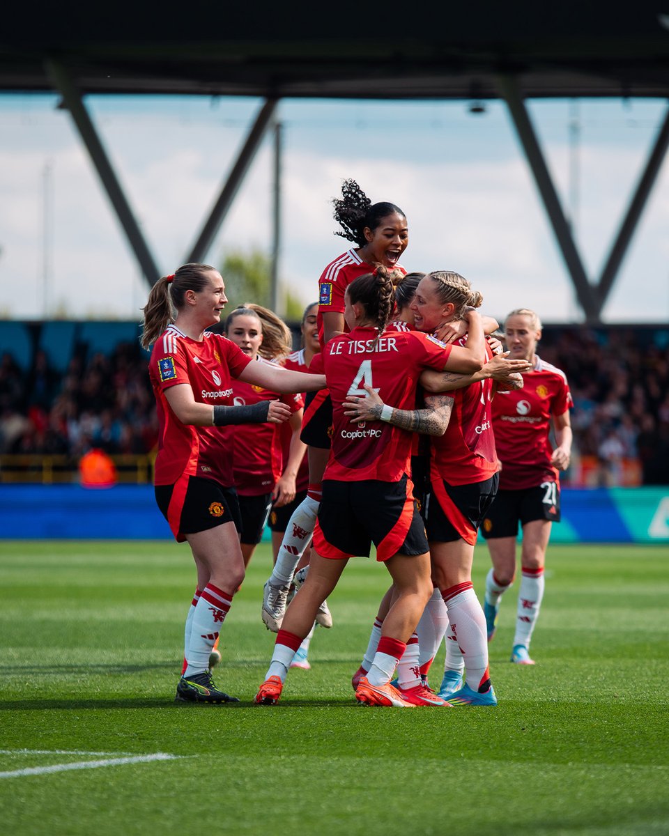 Manchester United Kadın Futbol Takımı, Kadınlar FA Kupası'nda Şampiyonluk Hedefine Kilitlendi