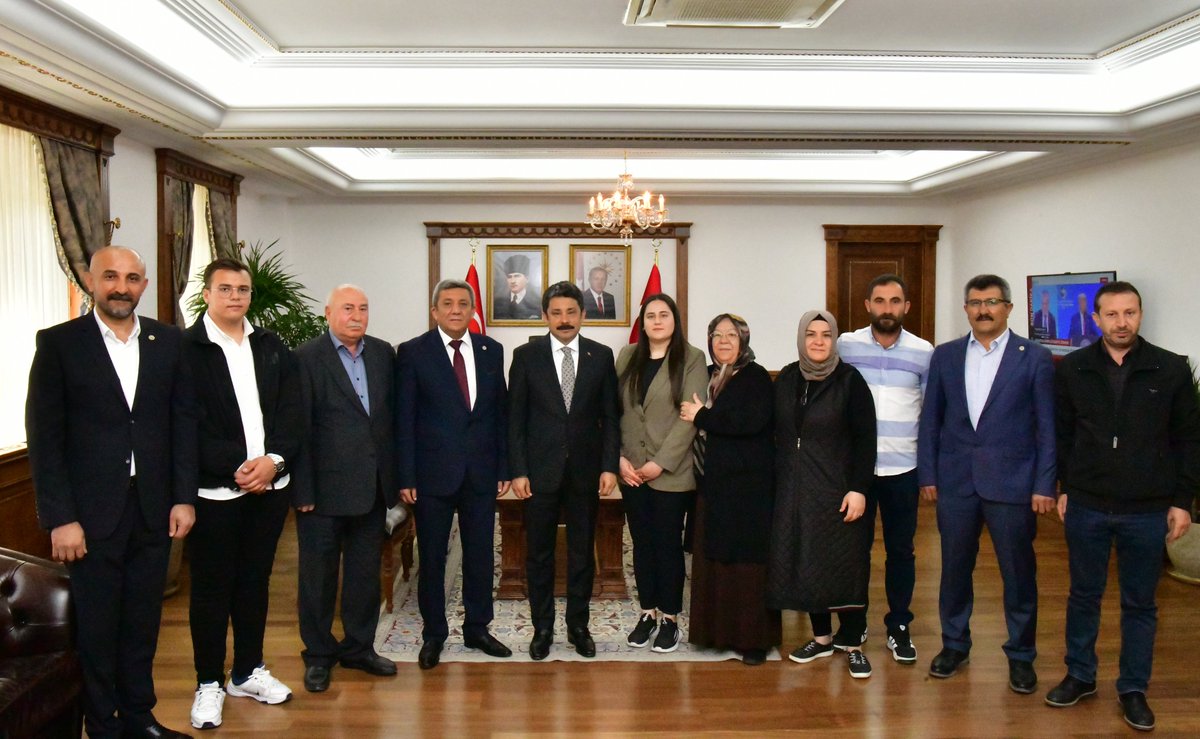 Kırşehir Valisi, Dünya Çiftçiler Günü'nde Ziraat Odası Temsilcilerini Ağırladı