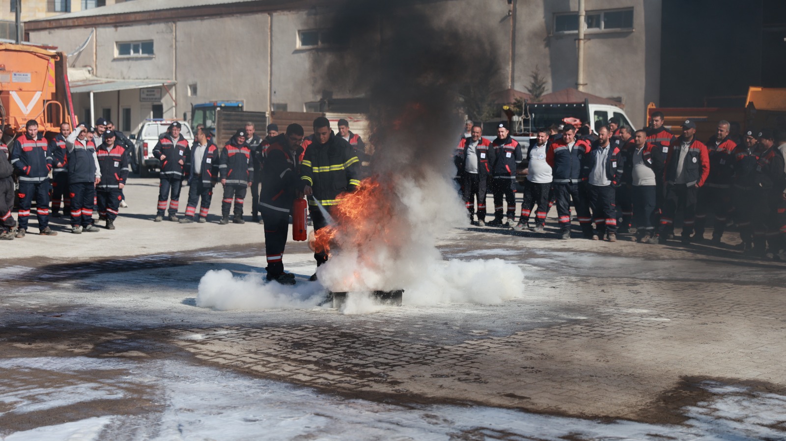 Nevşehir Belediyesi’nden “Ücretsiz Gelin Başı Kuaförlük Hizmeti”